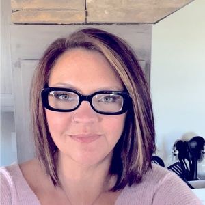 Meet your Posher, Christy